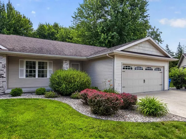 11 Rose Cottage Ln, Saginaw, MI 48609