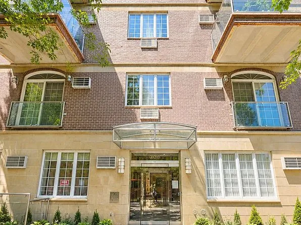 1570 W 10th St APT 3A, Brooklyn, NY 11204
