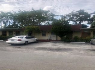 800 NE 17th Ct, Fort Lauderdale, FL 33305