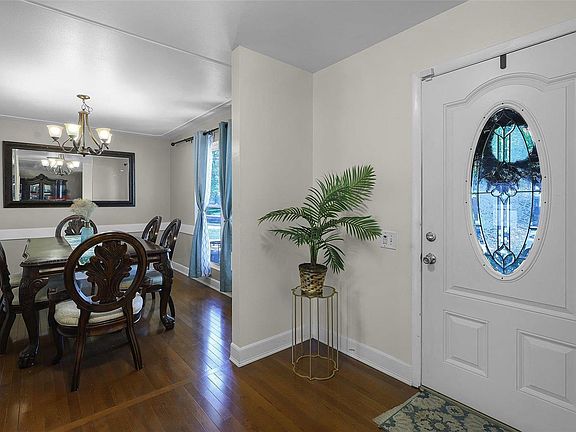 2nd image of 12525 Larkwood Dr
