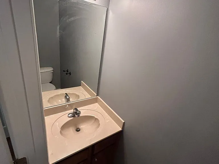 6836 Kamali Ave — Photo 6