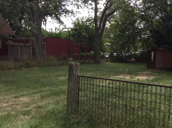 0 Eaton Ct, Lansing, MI 48910