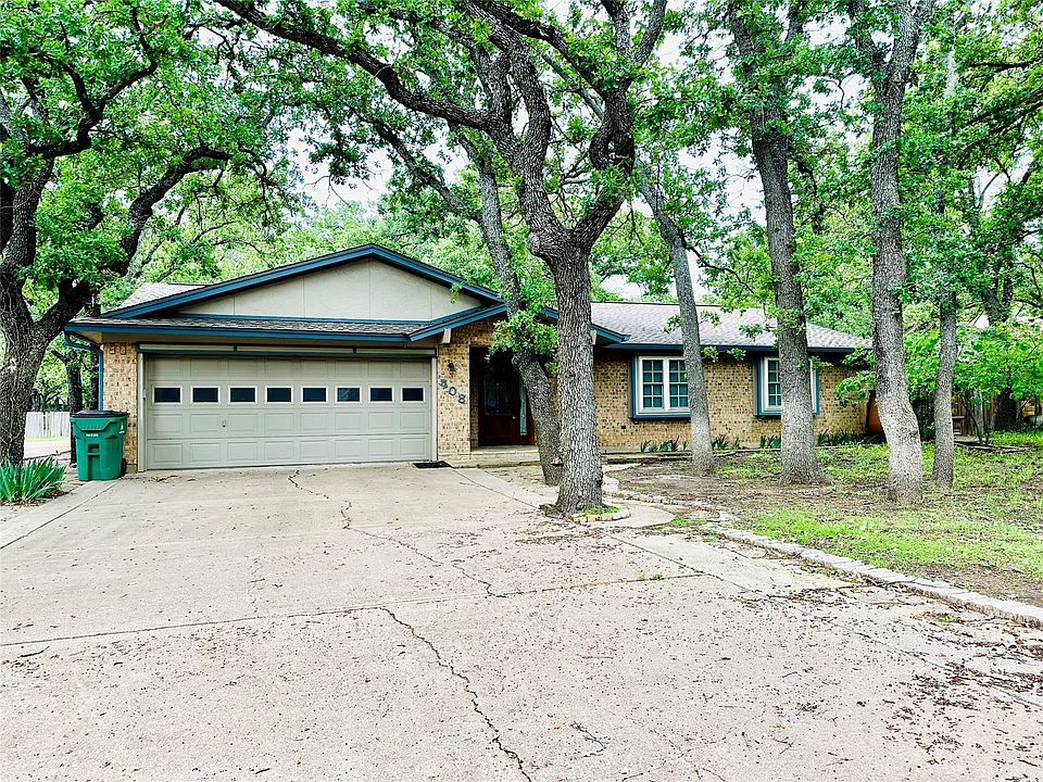 1st image of 408 Briarwood Dr