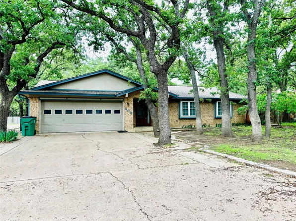 408 Briarwood Dr, Eastland, TX 76448