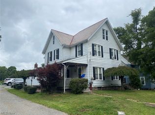 3851 W Main St, New Waterford, OH 44445