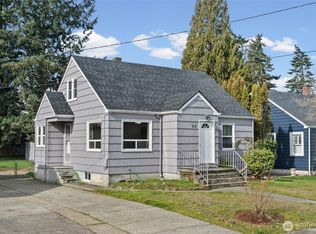 312 17th Street NW, Puyallup, WA