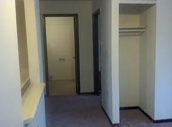 Preston Manor Apartments — Photo 10