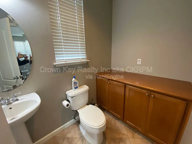 352 Goodall Dr — Photo 12