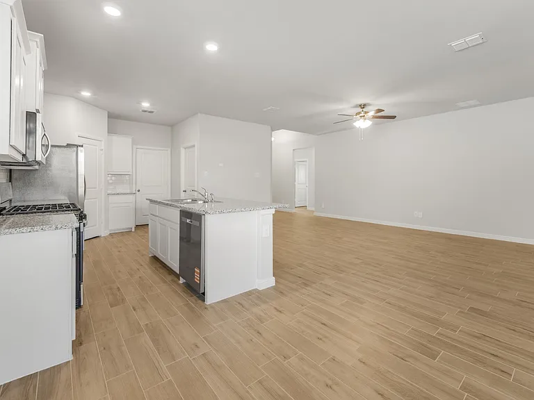 109 Bermuda Pl — Photo 3