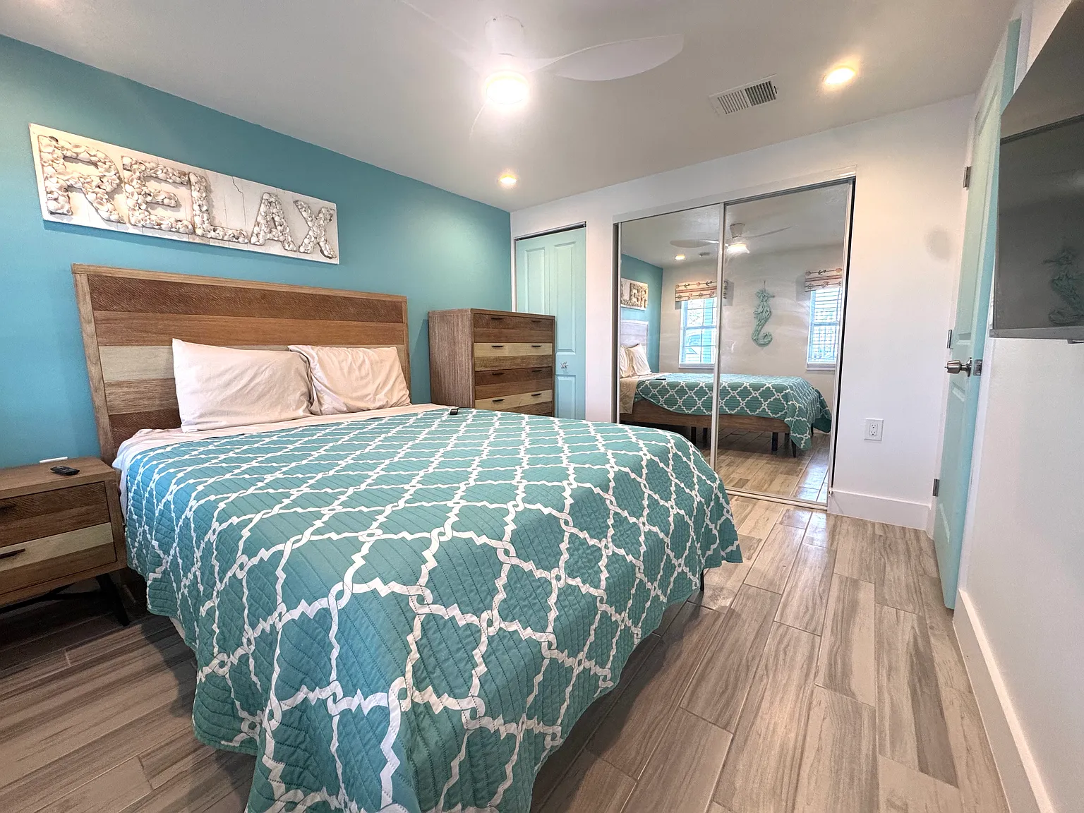 Boca Ciega Dr, Madeira Beach — Photo 1