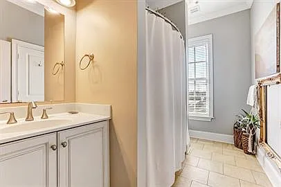 425 E McDonough St #310 — Photo 11