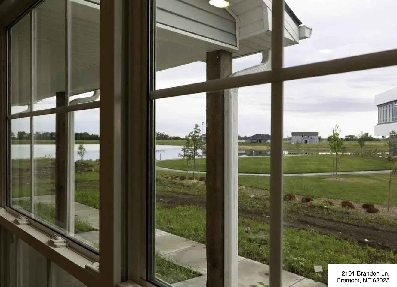 2 bed, 1470 sqft, $1,900 — Photo 3