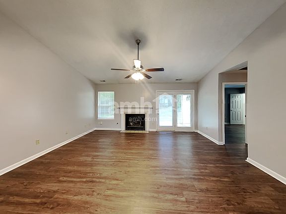 4th image of 5528 Crown Woods Cir