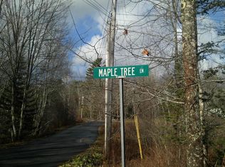 18 Maple Tree Ln, Edgecomb, ME 04556