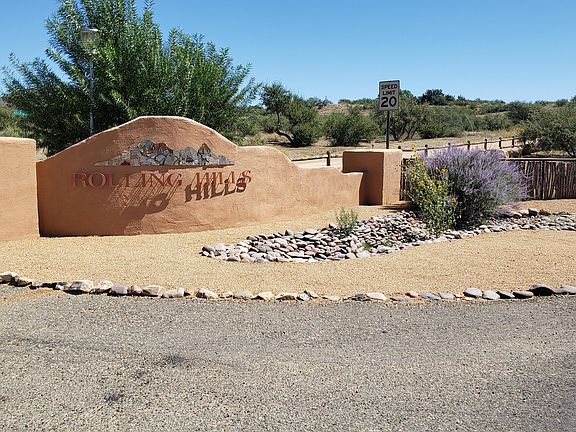 2nd image of 8150 Rolling Hills Dr