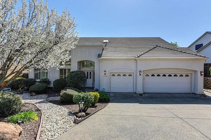 1st image of 1110 Crestline Cir