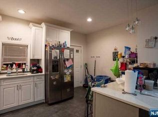 51 Rutgers St, Irvington, NJ 07111