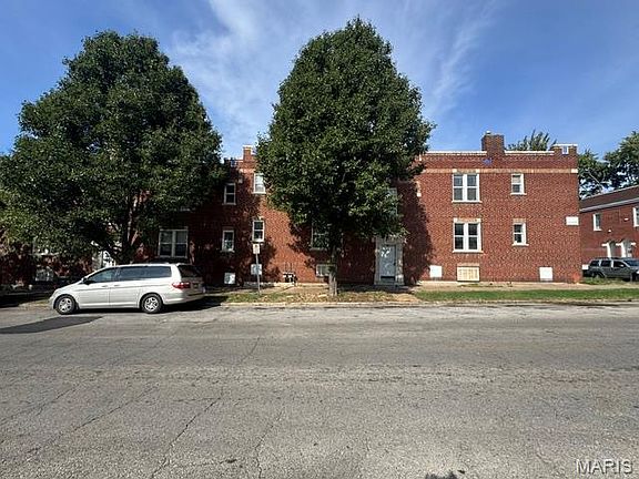 4th image of 2902 Miami St