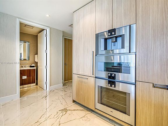 5th image of 15701 Collins Ave #4603