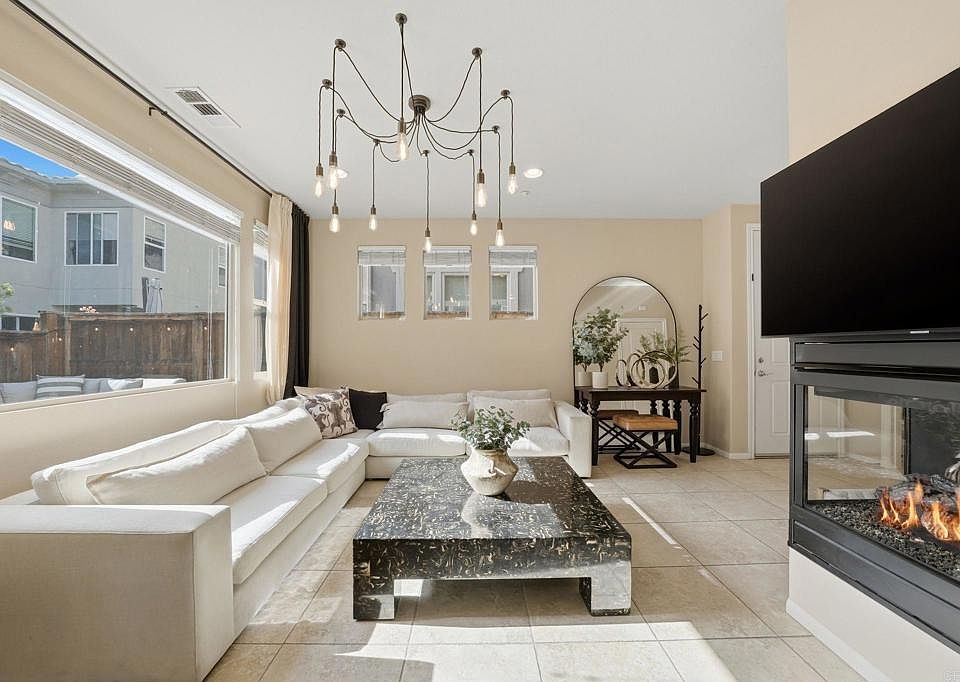 1st image of 2212 Laramie Way
