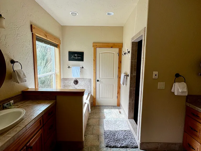 69239 Crooked Horseshoe Rd — Photo 23