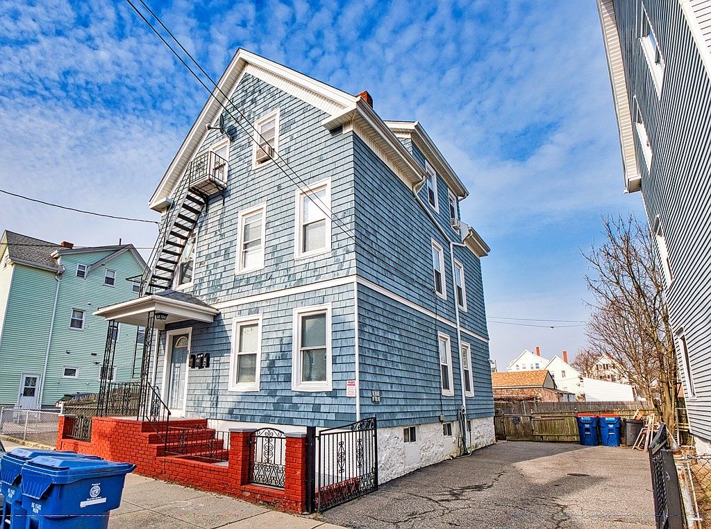 81 Thompson St, New Bedford, MA 02740 Zillow