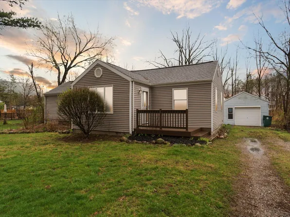 1331 Wolf Ct, East Lansing, MI 48823