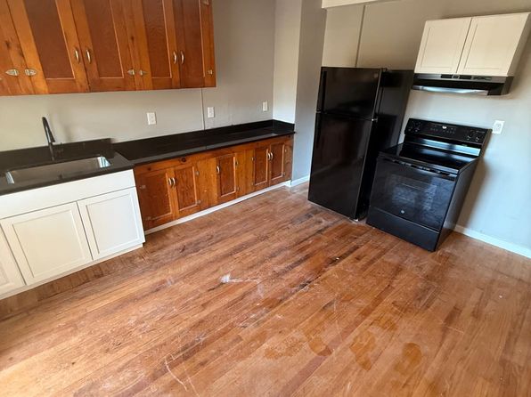 122 Main St #14