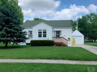 1320 Salinger Ave, Carroll, IA 51401