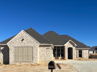 432 Aurora Cir, Canton, MS 39046