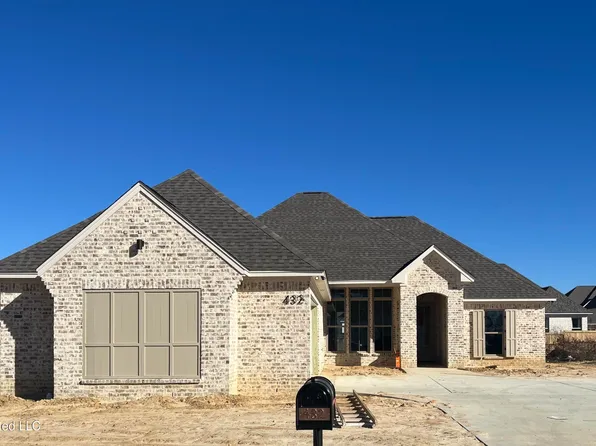 432 Aurora Cir, Canton, MS 39046