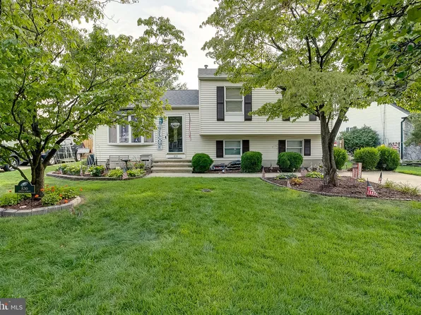 830 Powell St, Gloucester City, NJ 08030