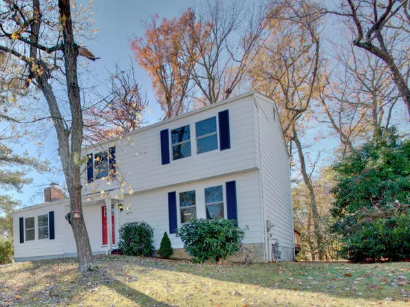 818 Macsherry Dr, Arnold, MD 21012