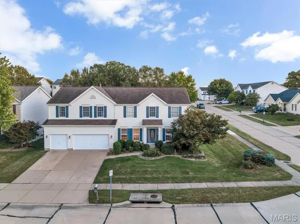 3552 Sutton Dr, Saint Charles, MO 63301