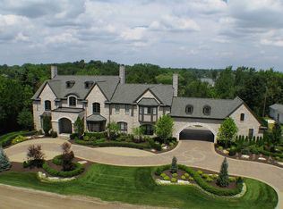 1550 Groton Rd, Bloomfield Hills, MI 48302