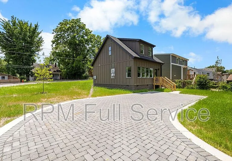 2400 Buchanan St — Photo 47