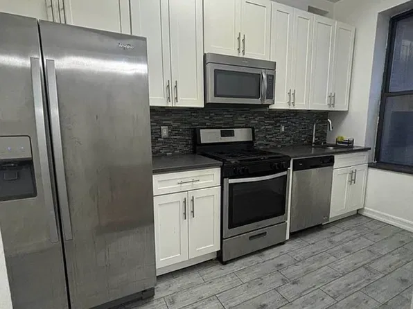 162 W 54th St APT 3E, New York, NY 10019