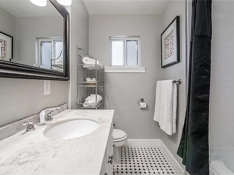 1210 E Oakmont Ave — Photo 15