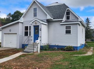 408 8th St NE, Staples, MN 56479