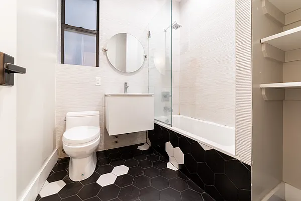 Rented by Maplewood Management | media 29