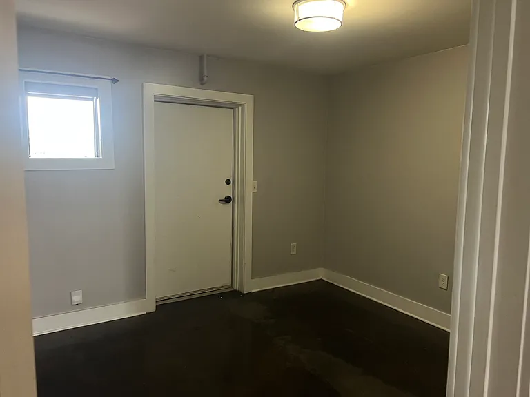 2507 Clifton Ave #103 — Photo 15