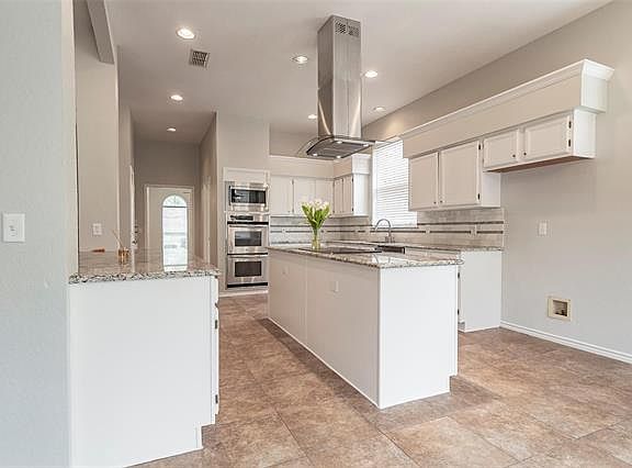 4th image of 163 Newport Dr