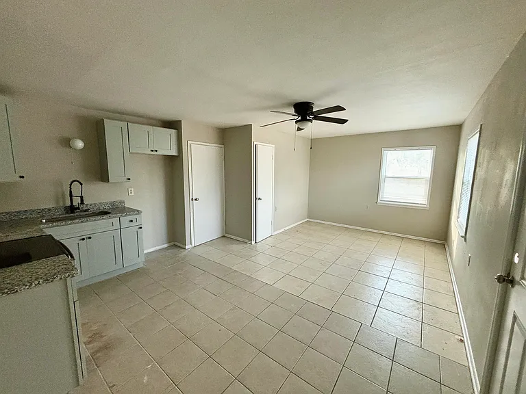 4024 N Scenic Hwy #1 — Photo 9