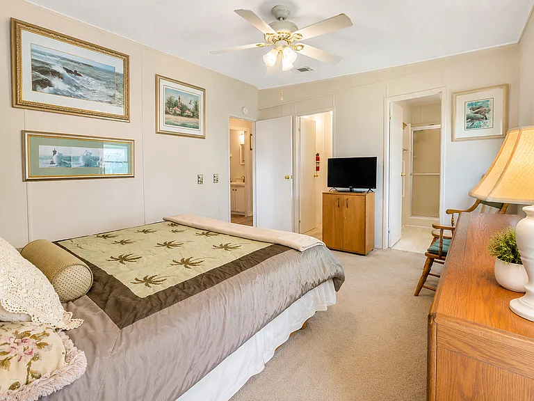 3404 Rainbow Ln — Photo 18