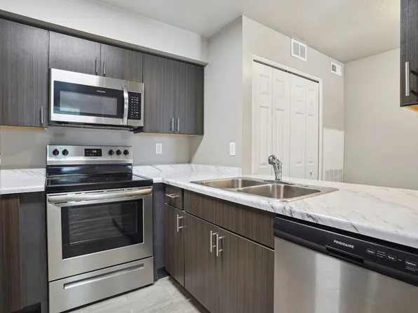 Layton Meadows Apartments