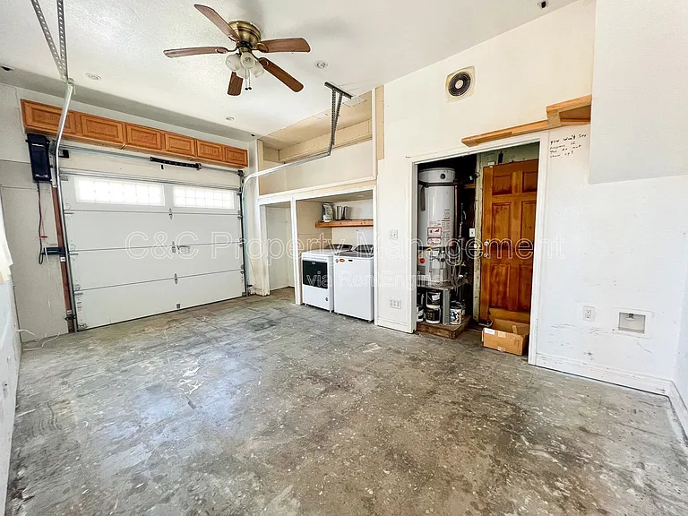 1726 Hilton St — Photo 14