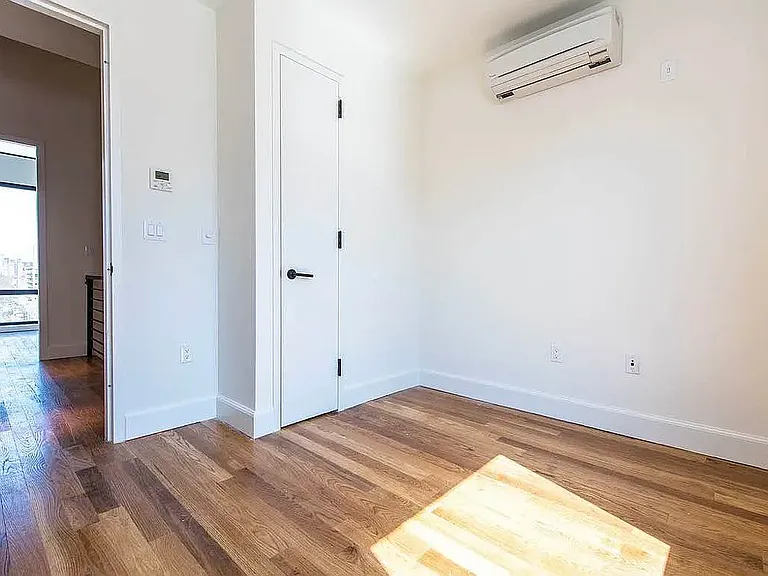 1 Duffield St #413 — Photo 6