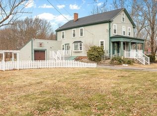 208 S Main St, Raynham, MA 02767