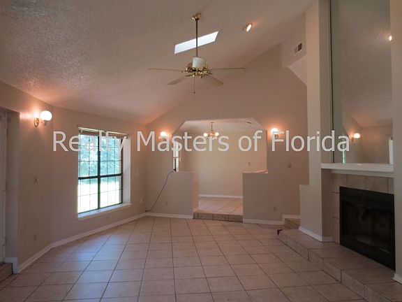 2nd image of 1712 Cahaba Cir