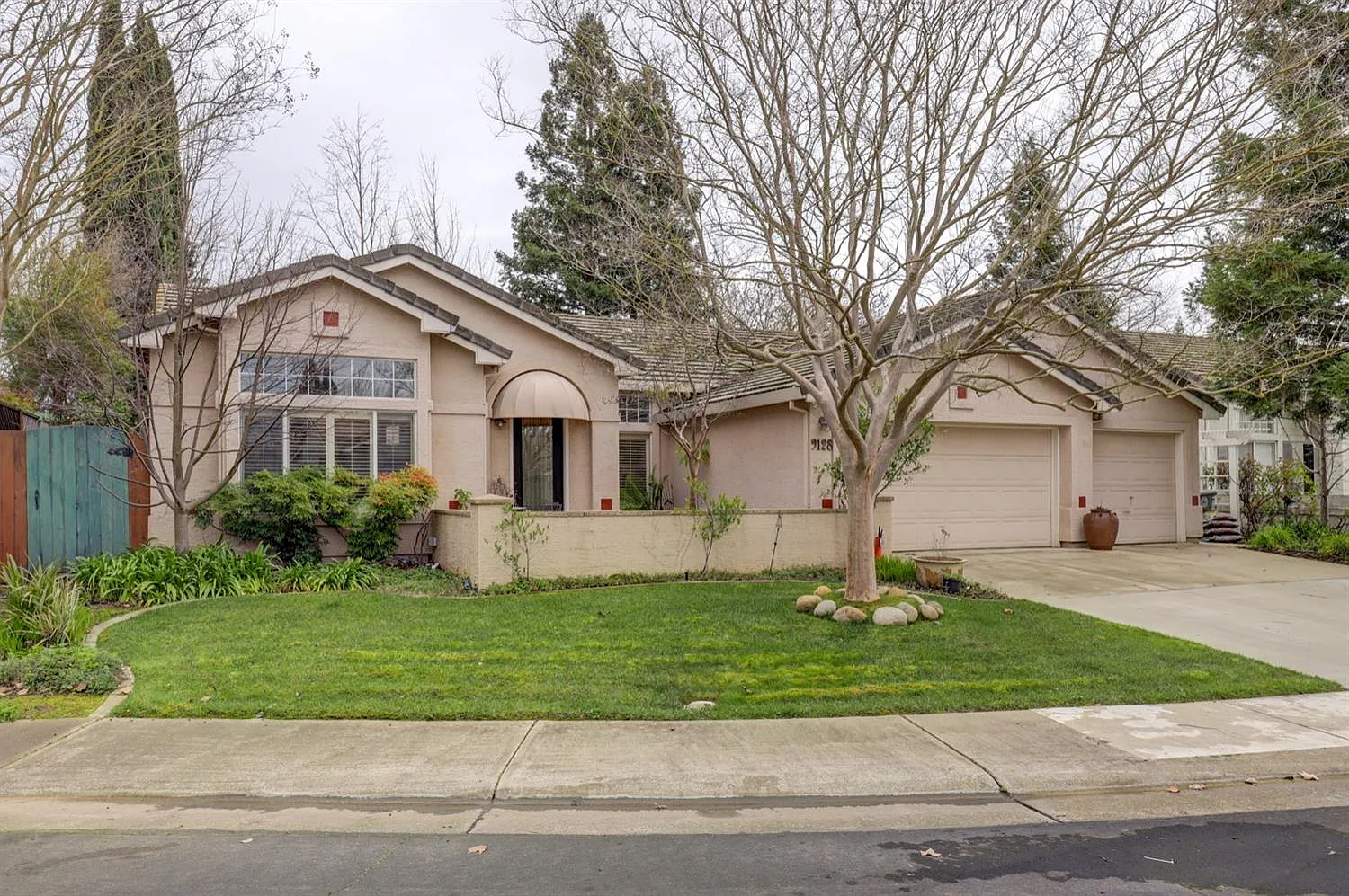 9128 Latchford Ct photo 1